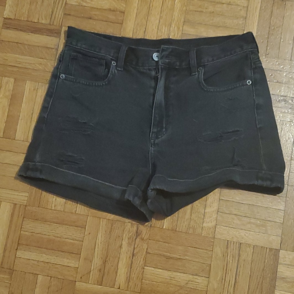 American Eagle Black Mom Short